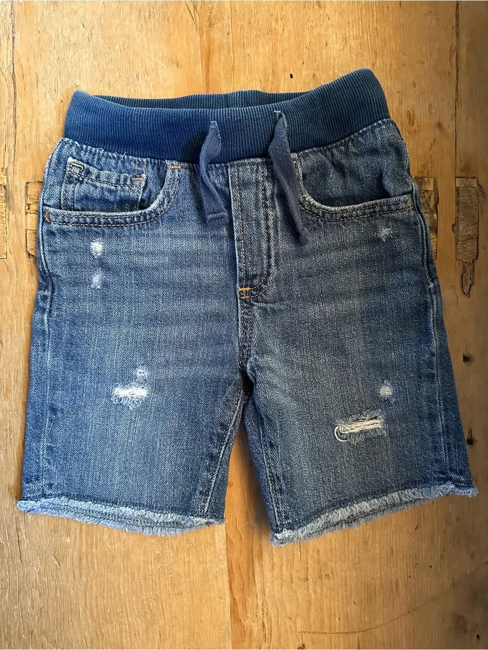 GAP Kids Boys Pull-On Denim Shorts Size 5 YRS (2 pairs)